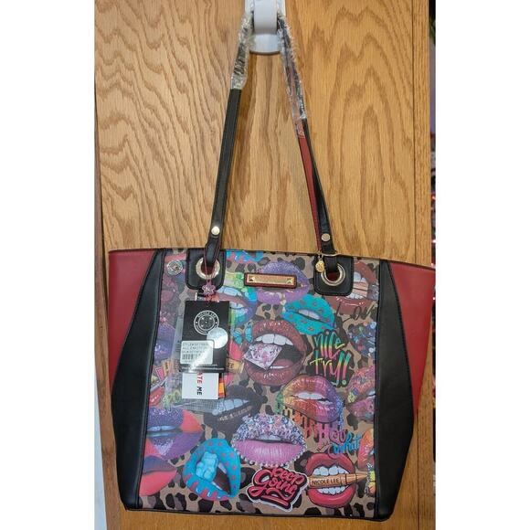 Nicole Lee Handbags - 🦃NWT Nicole Lee All Emotion Handbag